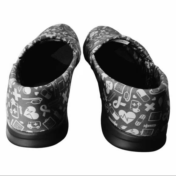 Boaonda Nursing Shoes - Picture 5 of 6